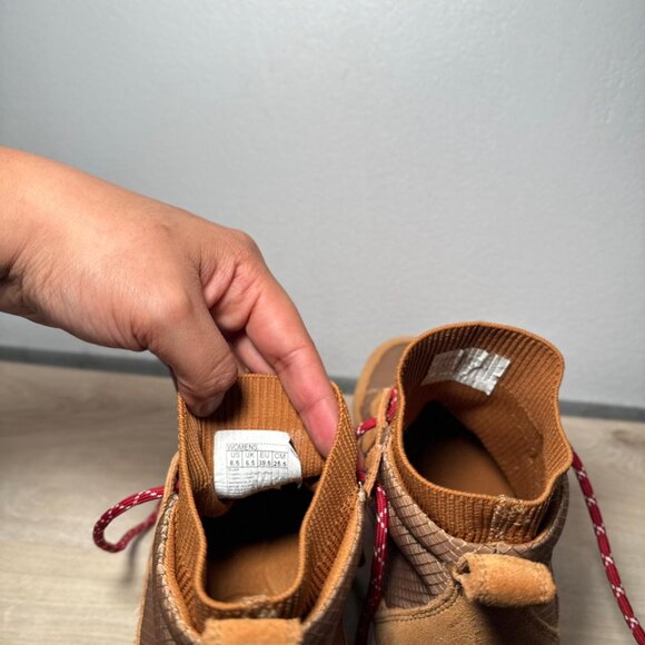 Nurture by Lamaze Response Shoes 8.5 - Picture 2 of 7